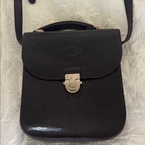 Oroton Sydney Australia vintage Black Leather Small Day  Shoulder Sachet.